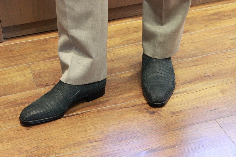 クロコダイルのヌバックでサイドエラスティック BESPOKE SHOES by YUKI